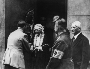 Hitler, visiting Elizabeth at the Nietzsche Archive in Weimar.