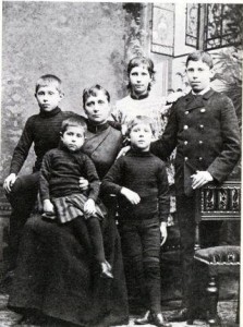 Mette Gauguin and her five children.