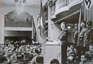 Hilter Addressing the "Alte Kampfers", Burgerbraukellar